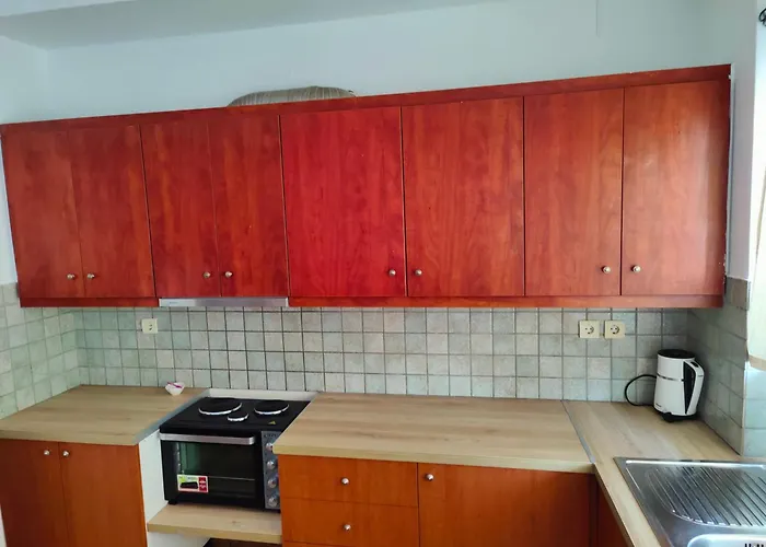 Nikolaos Cozy & Free Parking